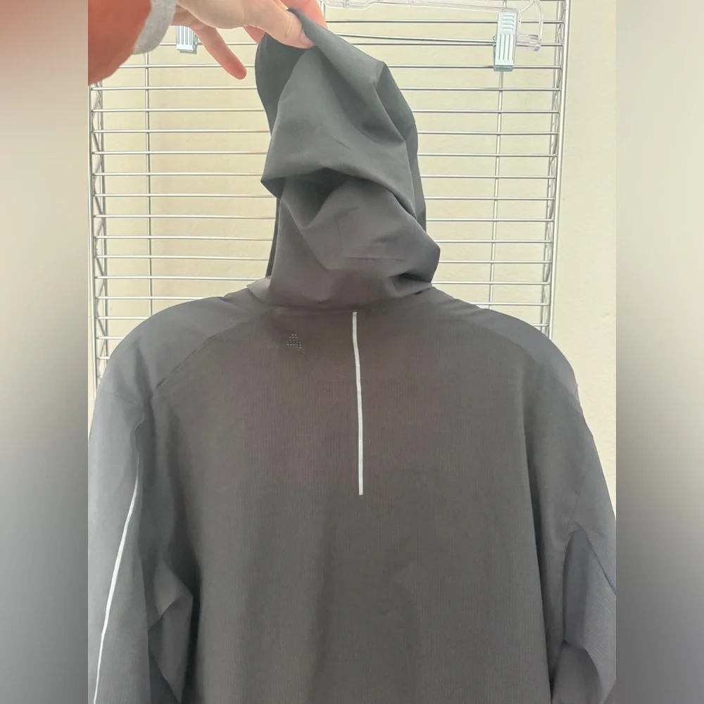 LULULEMON Men's Black Jacket - Picture 4 of 5